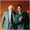 Le Monde ne suffit pas : photo Desmond Llewelyn, Ian Fleming, Michael Apted, Pierce Brosnan