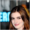 Alice au Pays des Merveilles : photo Anne Hathaway, Tim Burton