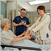Nurse Jackie : photo Eve Best, Lynn Cohen, Stephen Wallem