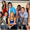 Greek : photo Amber Stevens, Clark Duke, Dilshad Vadsaria, Jacob Zachar, Jake McDorman