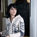 Replicas : Photo Selma Blair