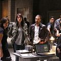 Photo Chloe Bennet, Henry Simmons, Lucy Lawless, Nick Blood, Patton Oswalt