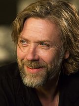 Mikael Persbrandt