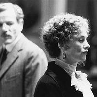 Gabrielle : Photo Isabelle Huppert, Pascal Greggory