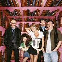 Les Lectures d'une blonde : photo Brian Scolaro, Christopher Lloyd, Elon Gold, Marissa Jaret Winokur, Pamela Anderson