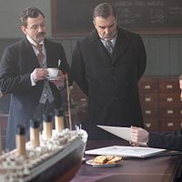 Photo Billy Carter, Chris Noth, Derek Jacobi, Gray O'Brien, Neve Campbell