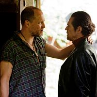 Les Brasiers de la Colère : Photo Willem Dafoe, Woody Harrelson