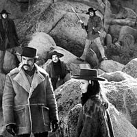 Joe Kidd : Photo John Saxon, John Sturges, Stella Garcia