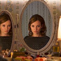 Legend : Photo Emily Browning