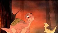 <strong>Le Petit dinosaure et la vallée des merveilles</strong> Bande-annonce VO