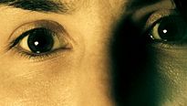 <strong>Millénium 2 - La Fille qui rêvait d'un bidon d'essence et d'une allumette</strong> Bande-annonce VO