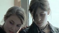 <strong>Des filles en noir</strong> Bande-annonce VF