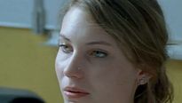 <strong>Des filles en noir</strong> Extrait vidéo VF