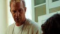 <strong>Instinct de survie</strong> Bande-annonce VF