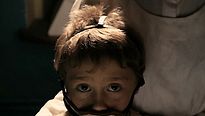 <strong>Insensibles</strong> Bande-annonce VO