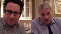 JJ Abrams et Lawrence Kasdan vous souhaitent un happy Star Wars Day !