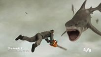 <strong>Sharknado 2: The Second One</strong> Bande-annonce (3) VO