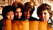 <strong>Les Goonies</strong> Bande-annonce (2) VF
