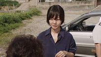 A girl at my door - EXTRAIT VOST "On a tout ici"