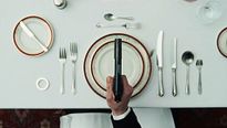 Kingsman - TEASER VOST "Comment devenir un Agent : Les bonnes manières à table"