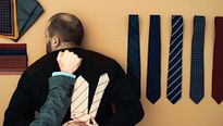 Kingsman - TEASER VOST "Comment devenir un Agent : Le Noeud de cravate"
