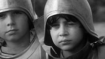 Les Filles au Moyen Âge - EXTRAIT "Vous avez vu ce chevalier ?"