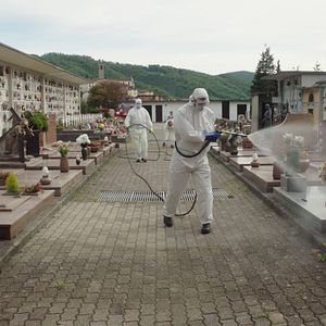 Le mura di Bergamo Film documentaire 2023 AlloCiné