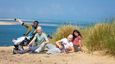 Les Bracelets Rouges saison 2 : découvrez notre podcast en compagnie de la créatrice Marie Roussin