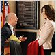 The Good Wife : photo Julianna Margulies, Wallace Shawn
