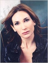 Isabelle Doval