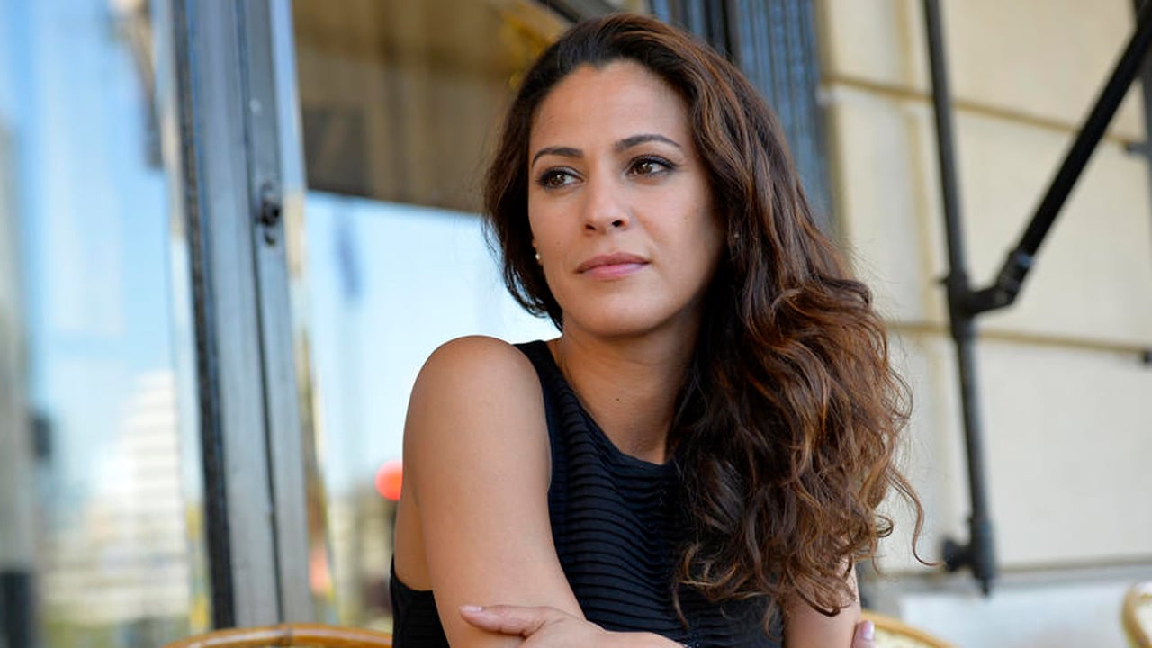 Demain nous appartient : Samira Lachhab (Leïla) raconte son dernier jour de tournage riche en émotions