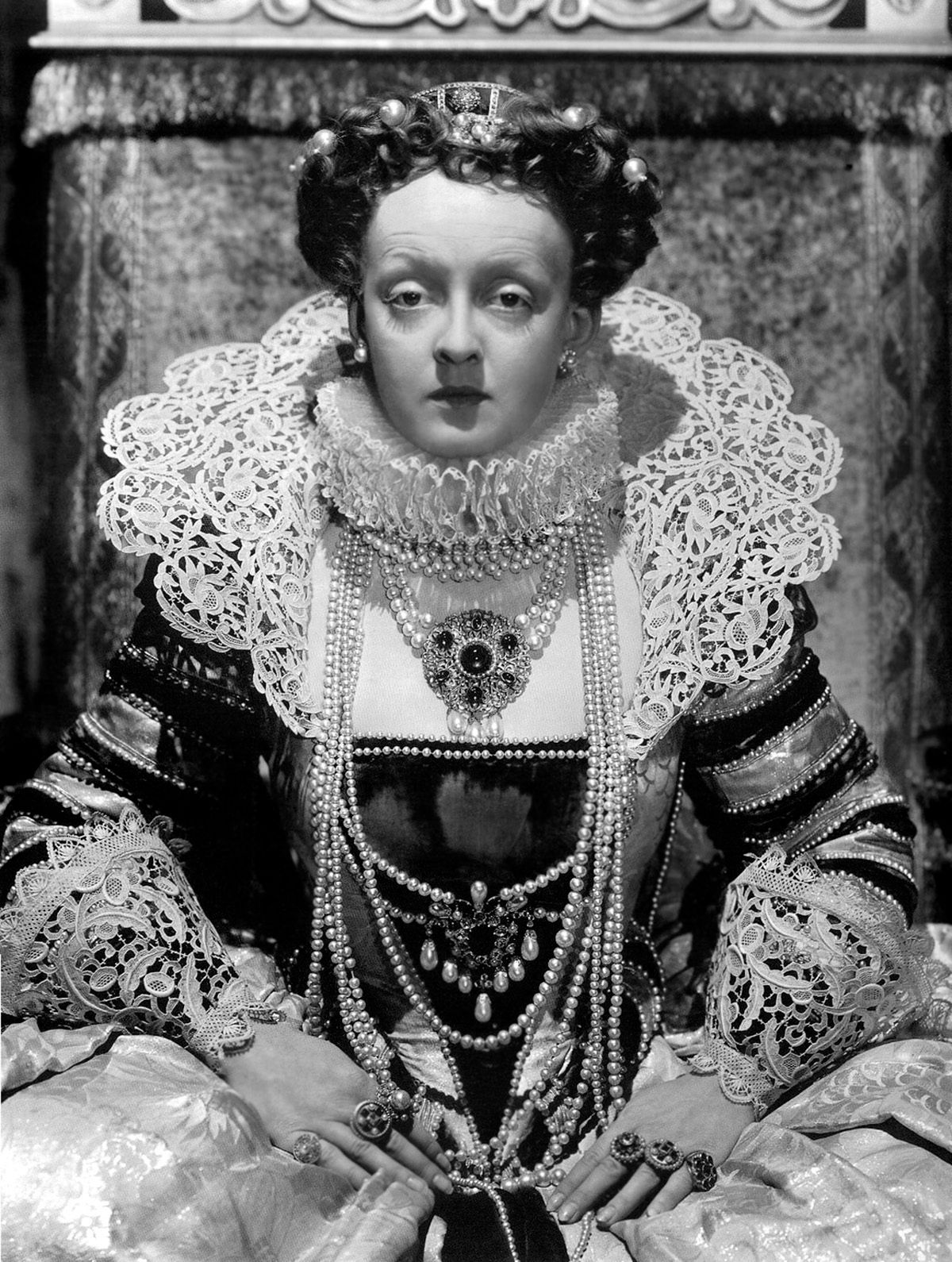 La Vie Privée d'Elisabeth d'Angleterre La Vie Privée d'Elisabeth d'Angleterre