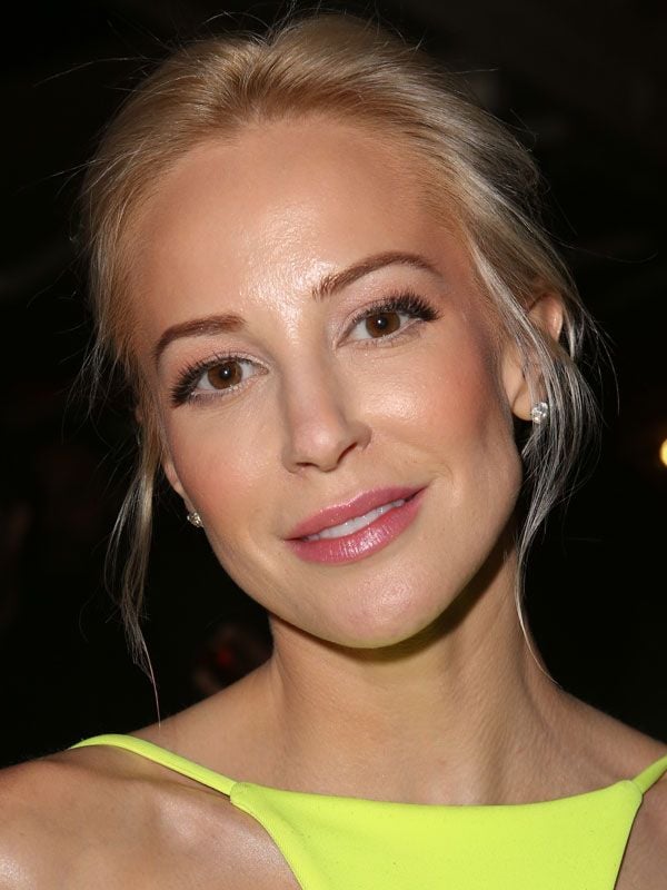 Cold Case Streaming Vf Louise Linton - AlloCiné
