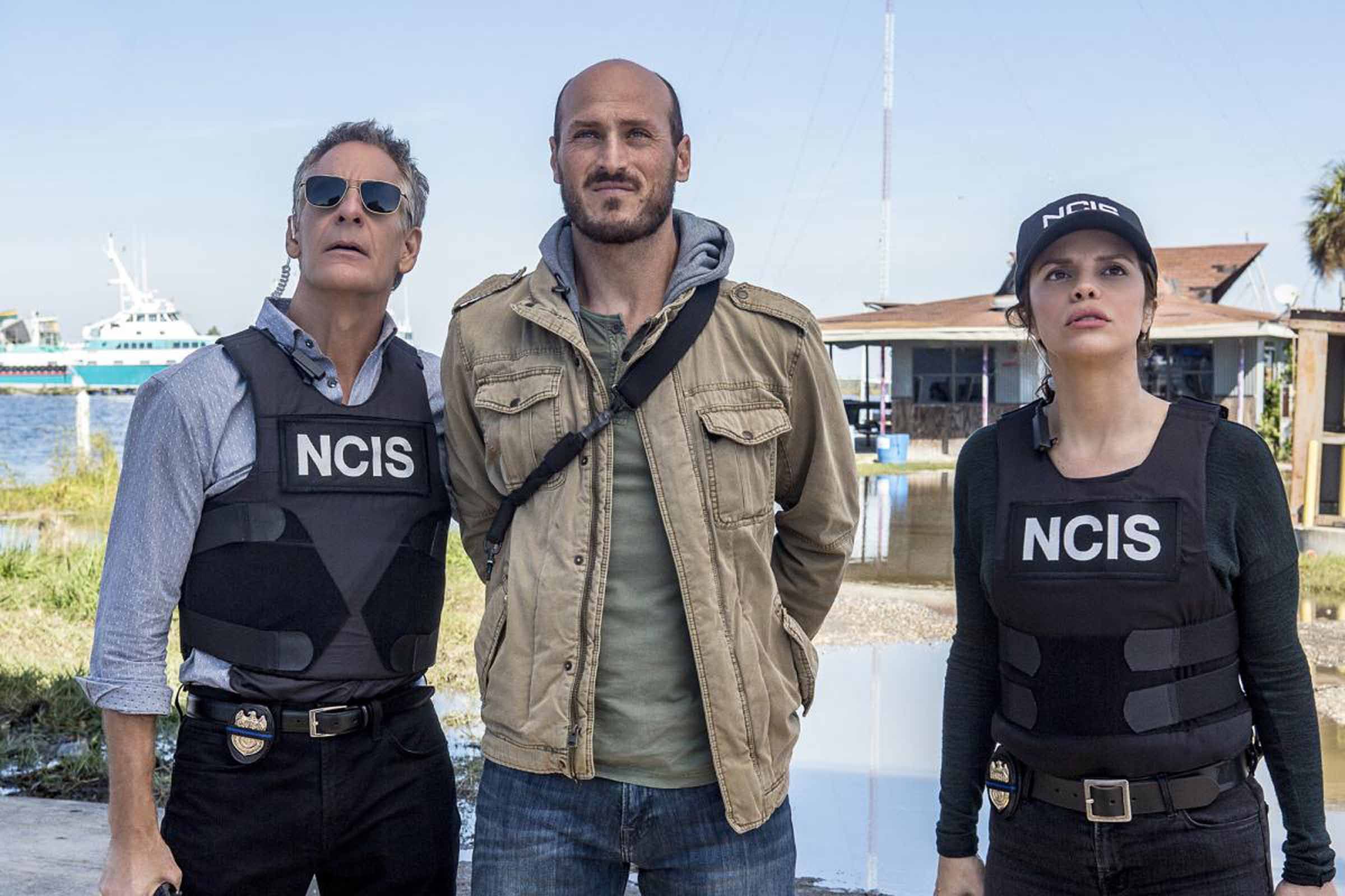 Photo De Dylan Kenin Photo Dylan Kenin Scott Bakula Vanessa Ferlito Allocine
