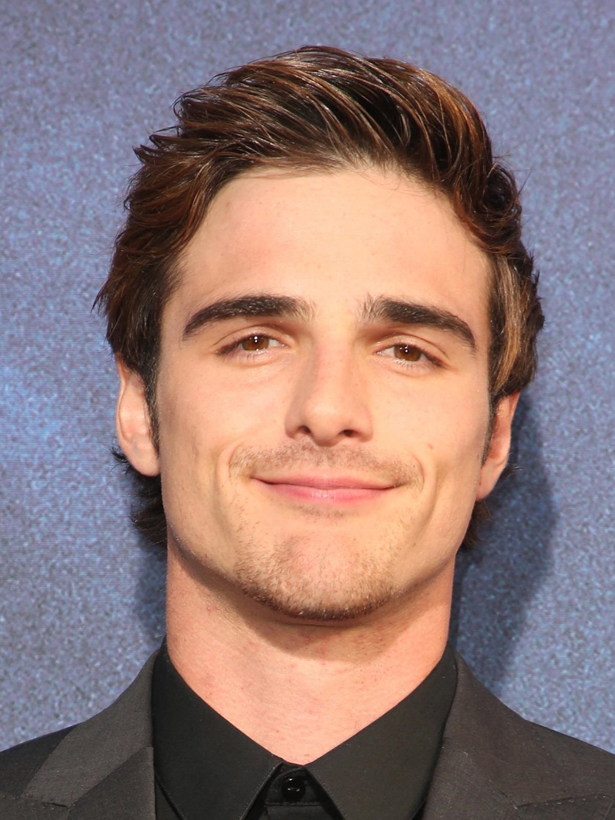 Jacob Elordi Wont Spoil The Kissing Booth 2 for This 