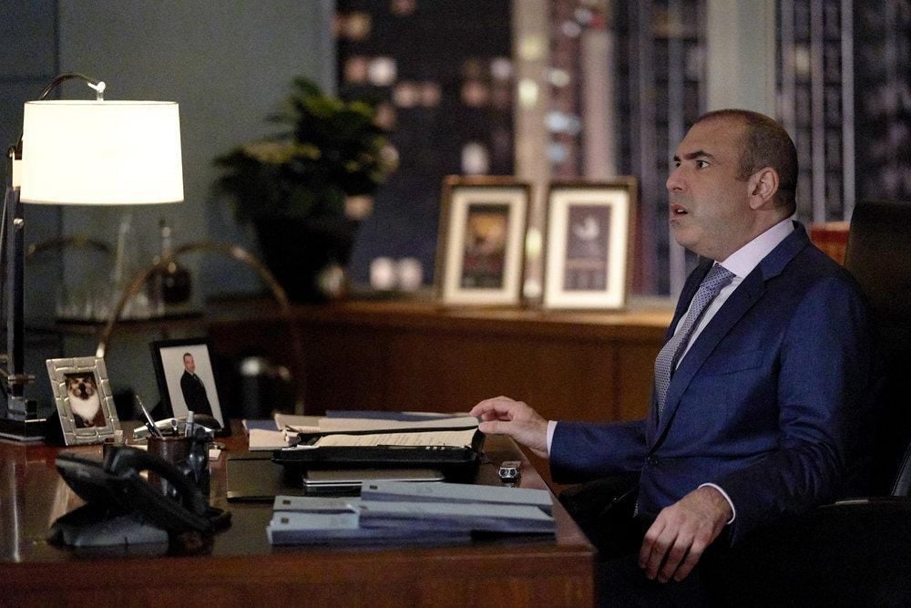 Films Et Séries Tv Avec Rick Hoffman Suits : avocats sur mesure : Photo Rick Hoffman - 11 sur 751 - AlloCiné
