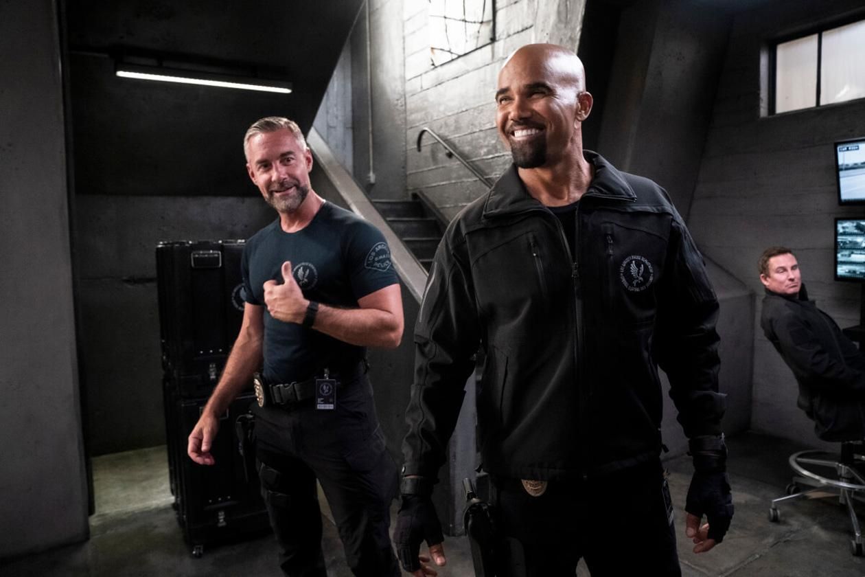 Films Et Séries Tv Avec Jay Harrington S.W.A.T. (2017) : Photo Jay Harrington, Shemar Moore - 50 sur 270