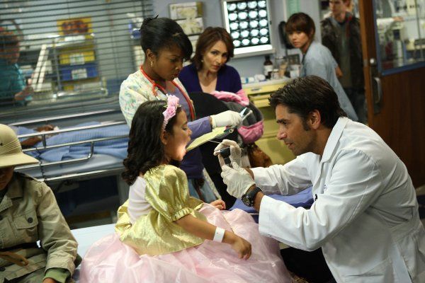John Stamos émissions Et Séries Tv Photo de John Stamos - Urgences : Photo John Stamos - AlloCiné