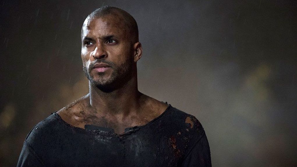The Walking Dead, Arrow, The 100... Les morts de séries les plus marquantes de 2016 ! Lincoln
