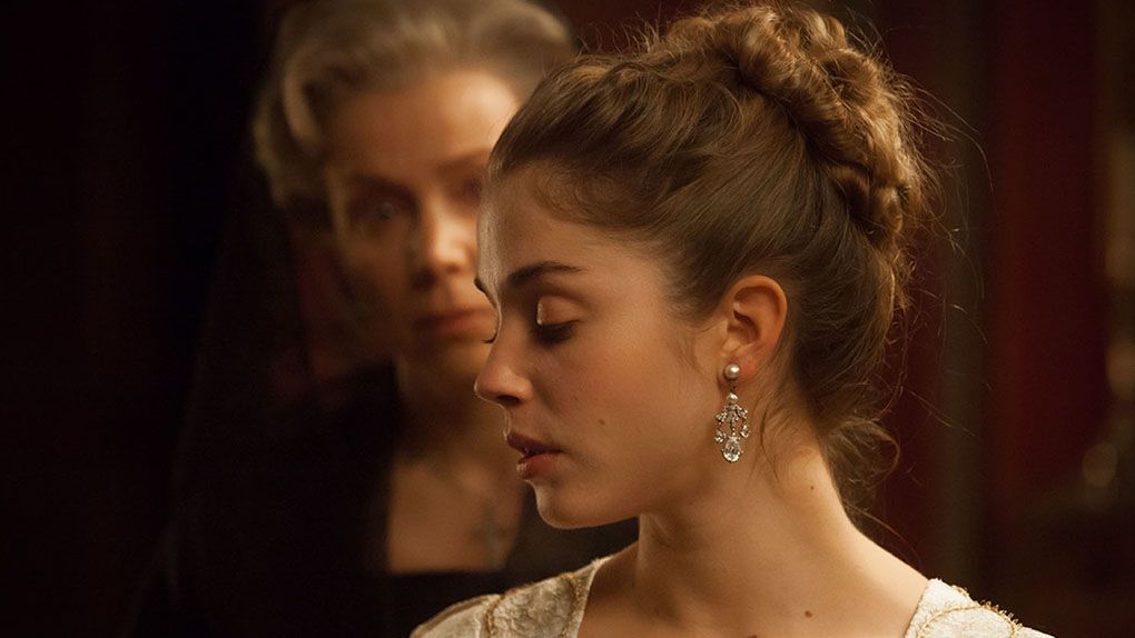 De La Crème de la crème à Mademoiselle de Joncquières, focus sur Alice Isaaz: Alice Isaaz campe ...