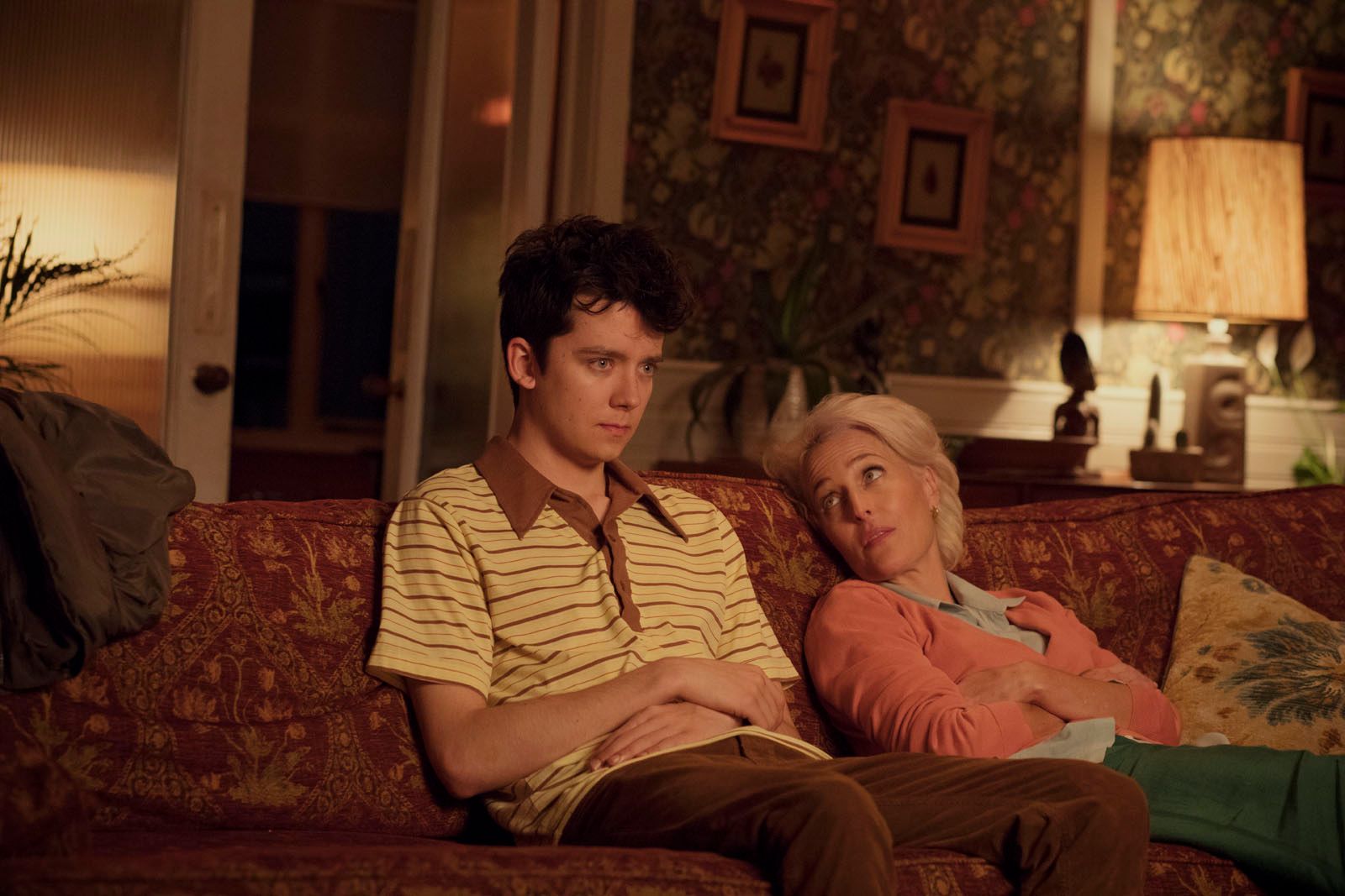 Asa Butterfield et Gillian Anderson