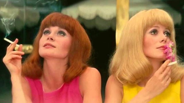 <strong>Les Demoiselles de Rochefort</strong> Bande-annonce VF