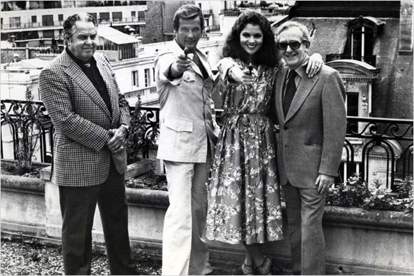 Moonraker : photo Ian Fleming, Lewis Gilbert, Roger Moore