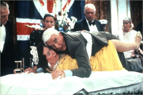 Y a-t-il un flic pour sauver la reine ? : Photo David Zucker, Leslie Nielsen