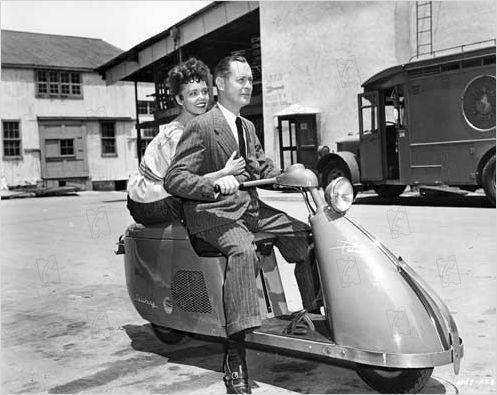Et tournent les chevaux de bois : photo Robert Montgomery, Wanda Hendrix