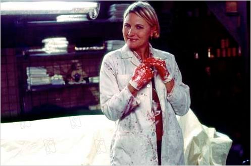 Mortuary : photo Denise Crosby, Tobe Hooper