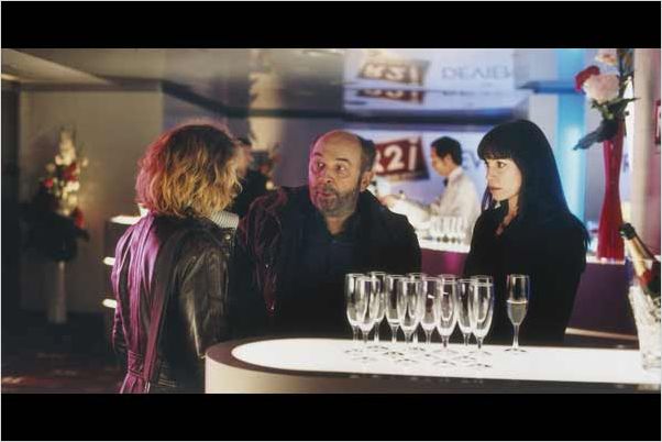 Envoyés très spéciaux : photo Anne Marivin, Frédéric Auburtin, Gérard Jugnot, Valérie Kaprisky