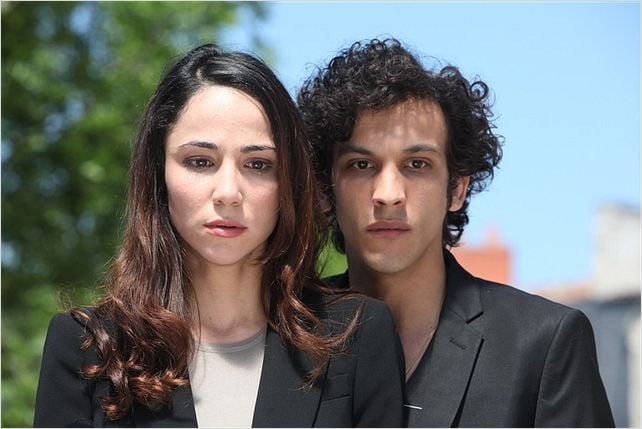 Films Et Séries Tv Avec Karina Testa Douce France : Photo de Karina Testa et Najib Oudghiri 8 sur 14 - AlloCine