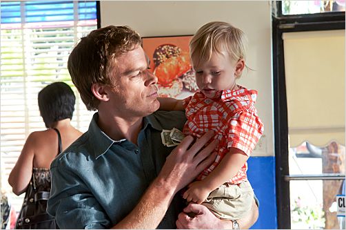 Dexter : photo Evan George Kruntchev, Michael C. Hall