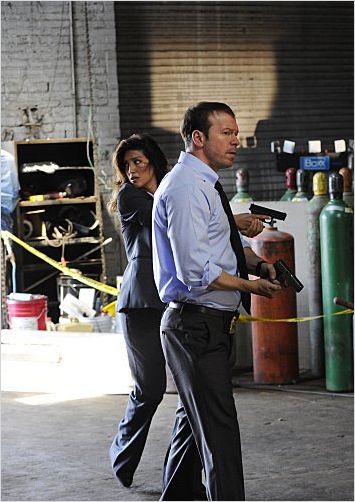 Blue Bloods : photo Donnie Wahlberg, Jennifer Esposito